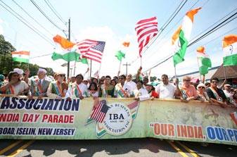 IBA-Parade-Kickoff_L20120818132139_l