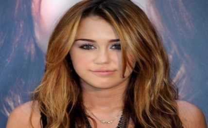 Miley+Cyrus+Presents+New+Album+Can+t+Tamed+DACockQbeSYl20140807115829_l
