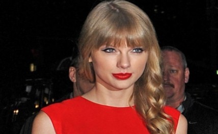 Taylor+Swift+Singer+Taylor+Swift+dazzles+red+xjilLS2hfL2l20140817135443_l