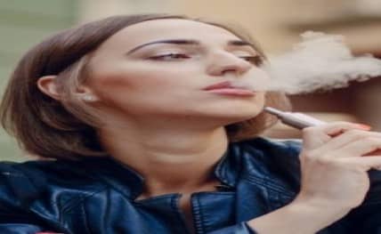 woman-smoking-e-cigarette20160401125005_l