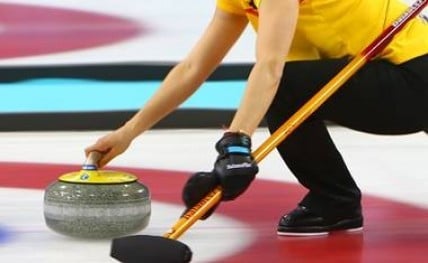 women-curling20170220161858_l