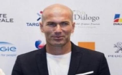 Zinedine-Zidane20170919214413_l