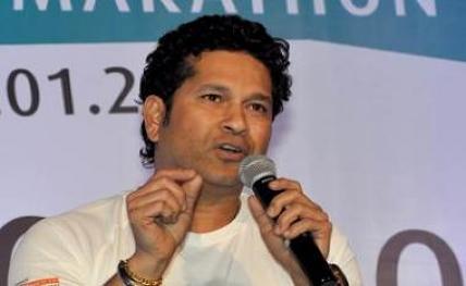 Tendulkar20171120182250_l