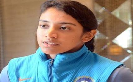 Smriti-Mandhana20180207190345_l