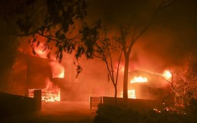 california-wildfire-ians20181111115013_l
