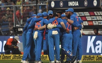 india-cricket-team20181105143516_l