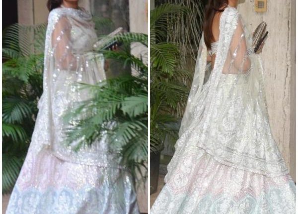 Bollywood Replica Kareena Kapoor Designer White Color Anarkali Style Salwar  Suit Kameez SRQ… | Manish malhotra designs, Anarkali suits bollywood,  Bollywood fashion